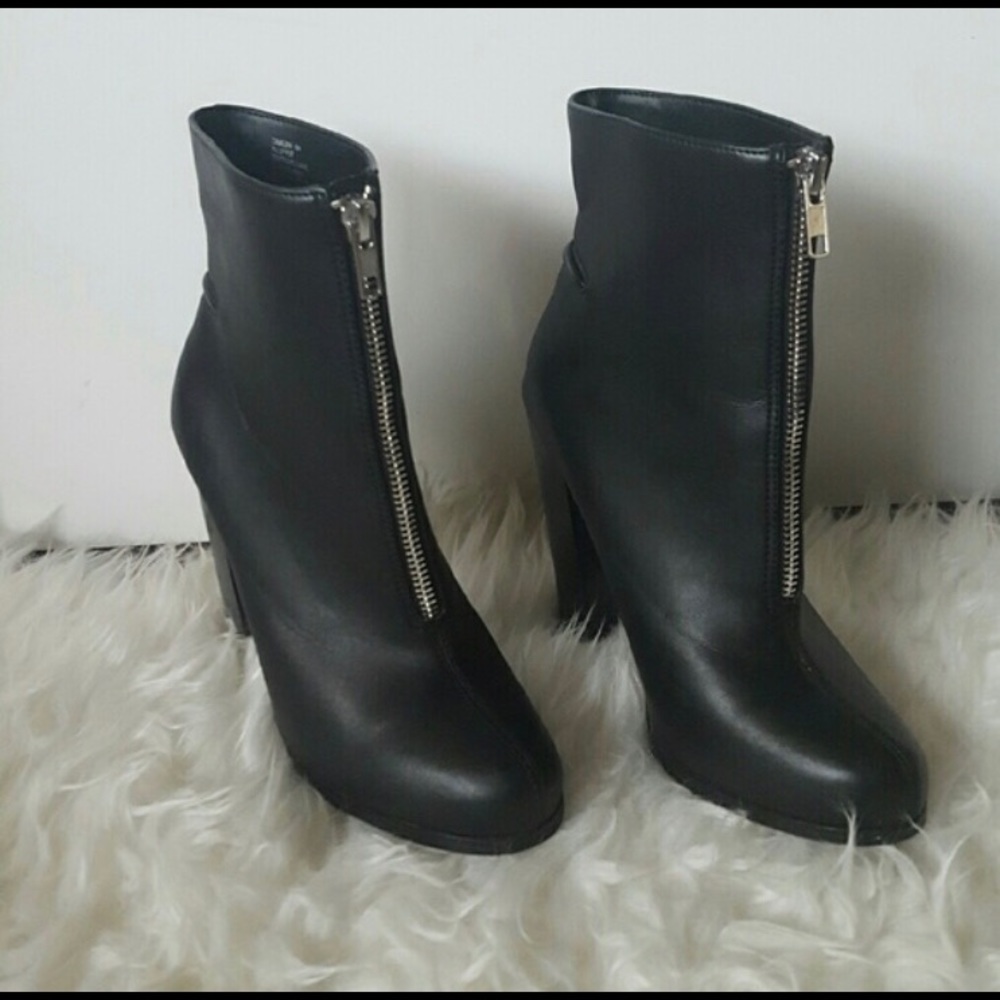 Steve Madden Boots